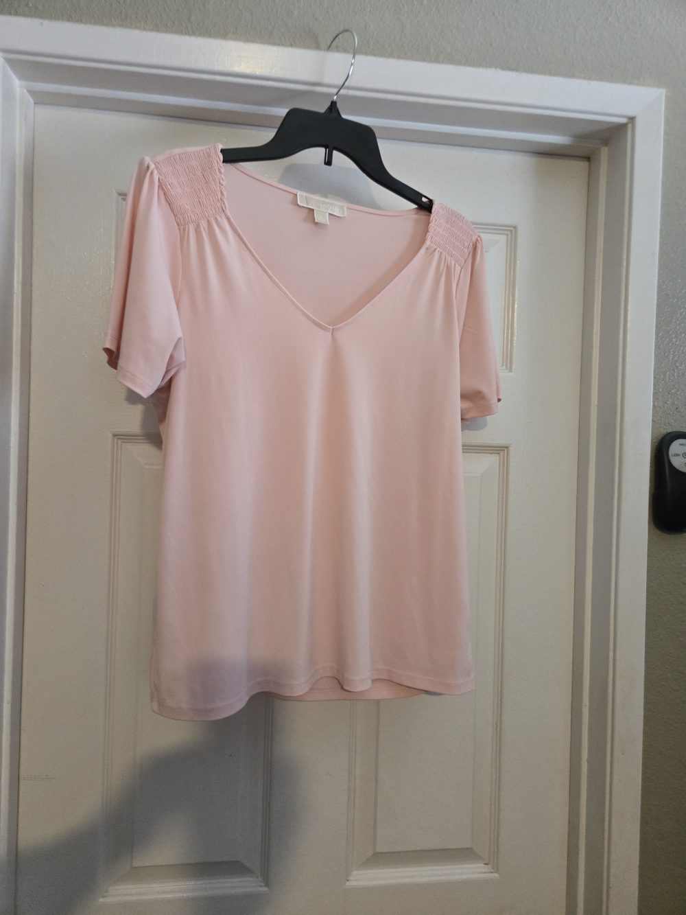 Michael Kors Soft Blush V-Neck Short Sleeve Top
